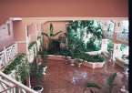Hotel548